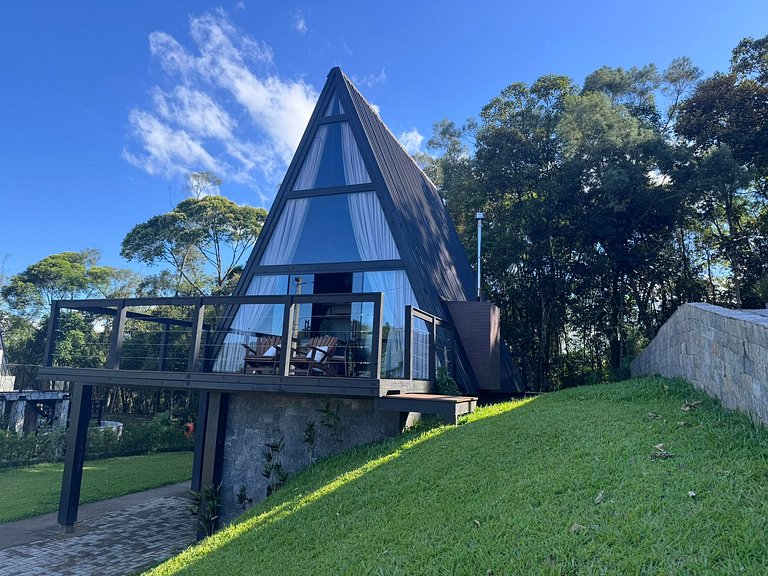 Chalé com hidro, lareira e cozinha, perto Floripa