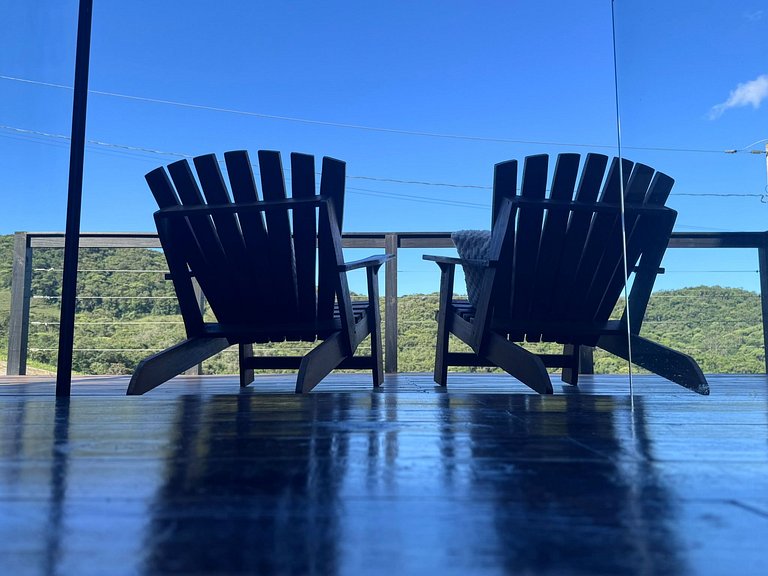 Chalé com hidro, lareira e cozinha, perto Floripa