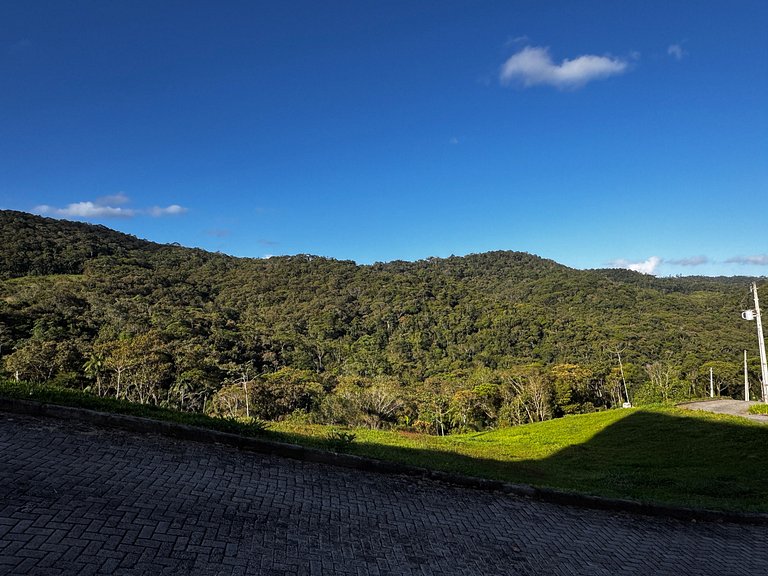Chalé com Hidro, Lareira e Vista para o Vale