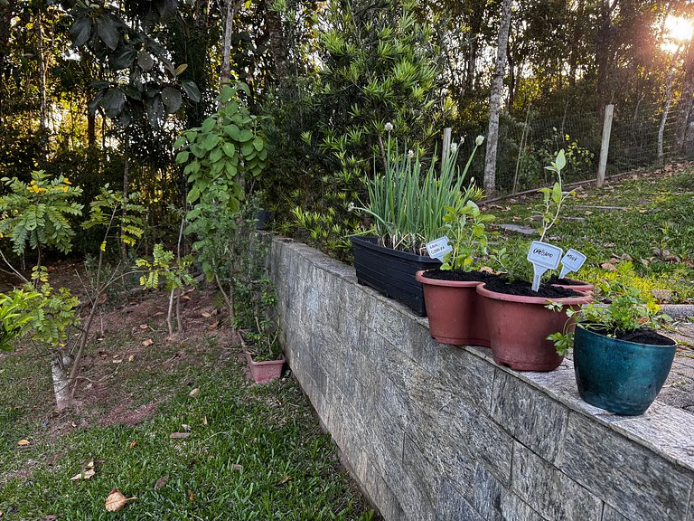 Chalé p/4 • Vista Incrível • Gde Florianópolis