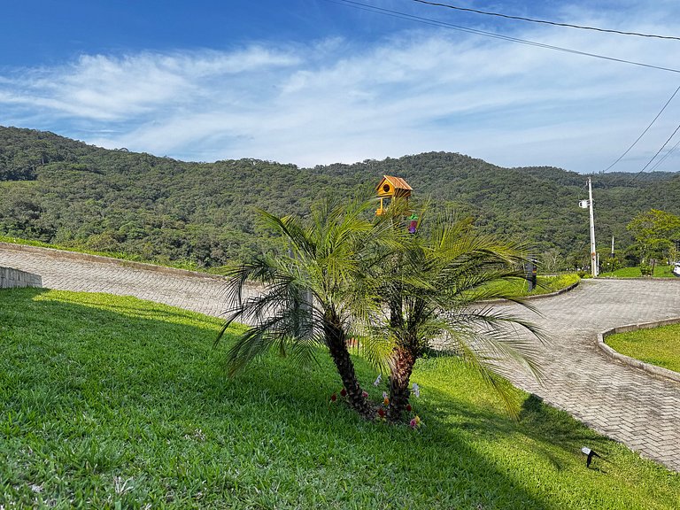 Chalé com Hidro, Lareira e Vista para o Vale