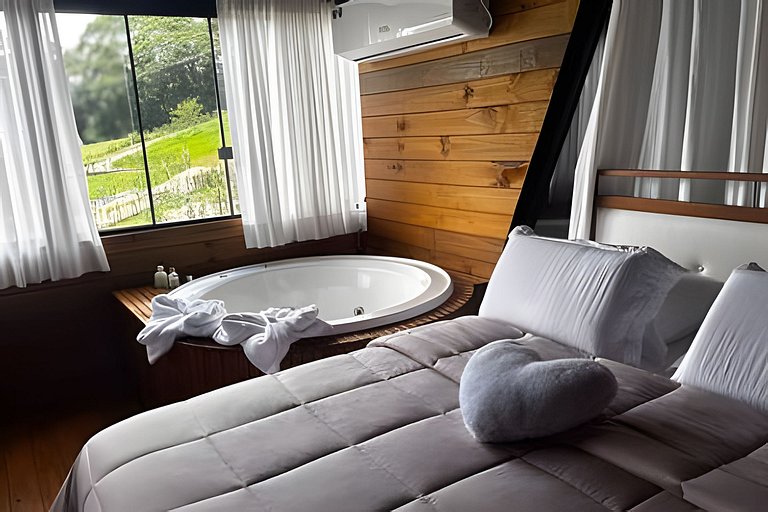 Chalé | Hidro | Churrasqueira | Deck com vista