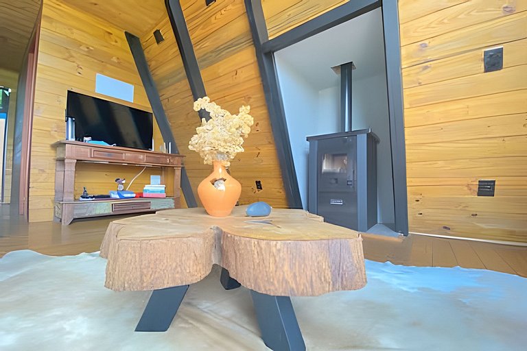 Chalé | Hidro | Churrasqueira | Deck com vista