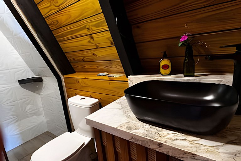 Chalé | Hidro | Churrasqueira | Deck com vista