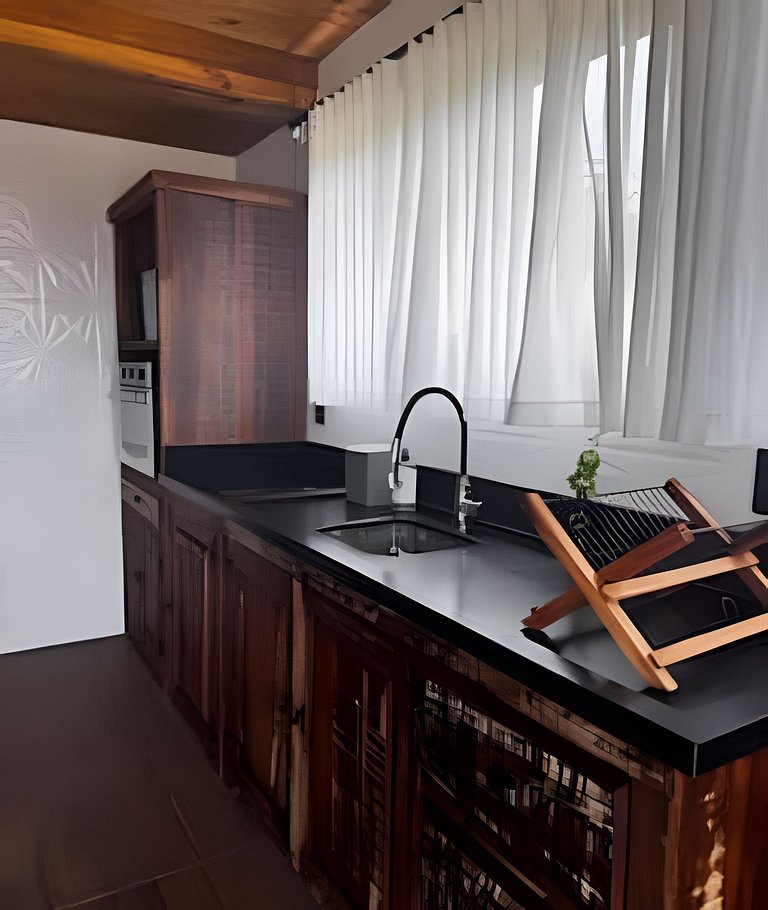 Chalé | Hidro | Churrasqueira | Deck com vista