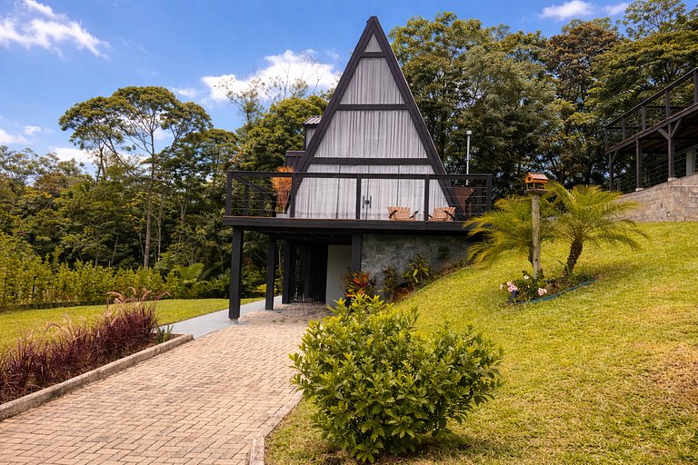 Chalé com Hidro, Lareira e Vista para o Vale