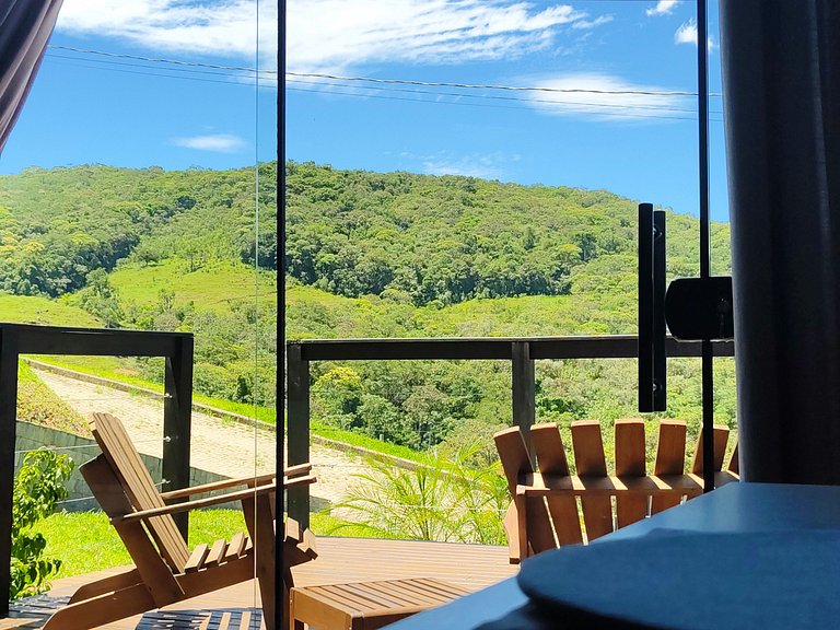 Chalé com Hidro, Lareira e Vista para o Vale