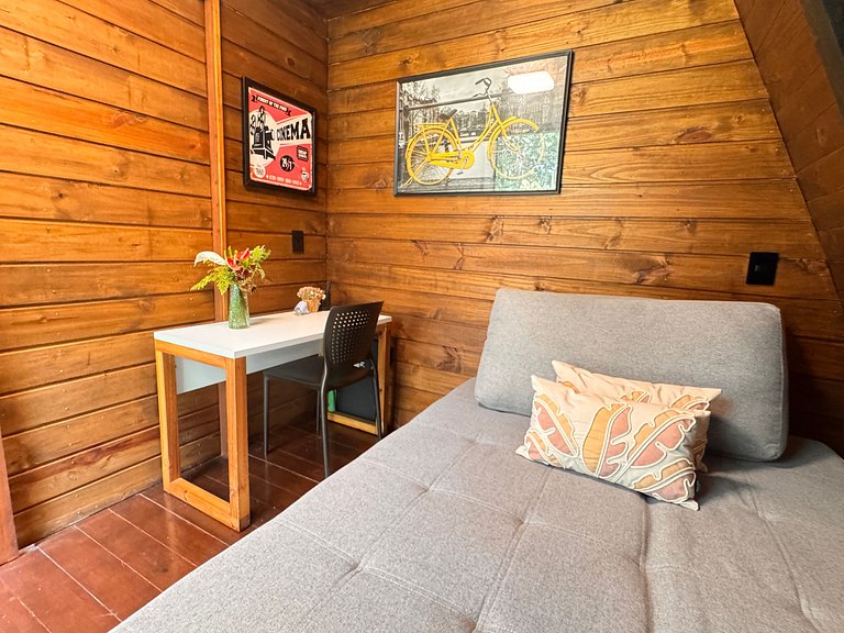 Chalé com Hidro, Lareira e Vista para o Vale