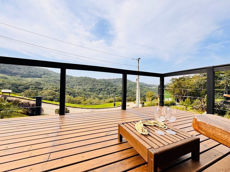 Chalé com Hidro, Lareira e Vista para o Vale