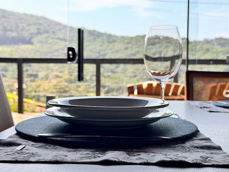 Chalé com Hidro, Lareira e Vista para o Vale