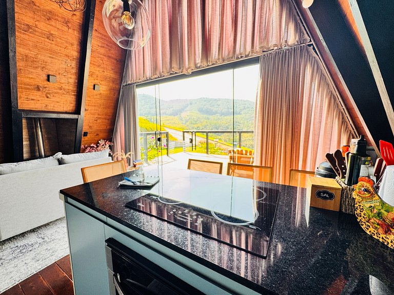 Chalé com Hidro, Lareira e Vista para o Vale